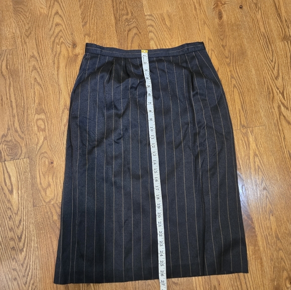 Vtg Sasson Womens Skirt Suit, Size 12 Pinstripes - Picture 6 of 7